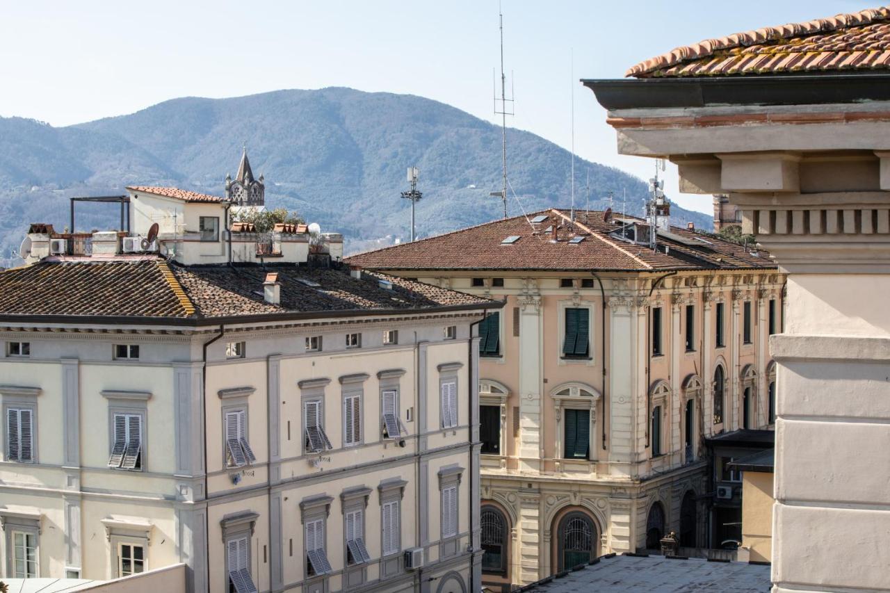 Rooftop Delight With Terrace Lucques Extérieur photo