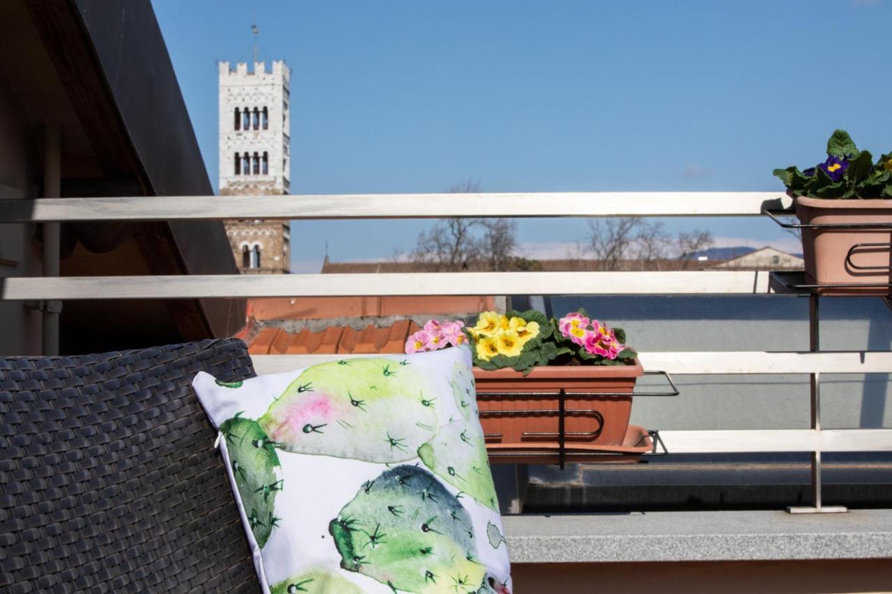 Rooftop Delight With Terrace Lucques Extérieur photo