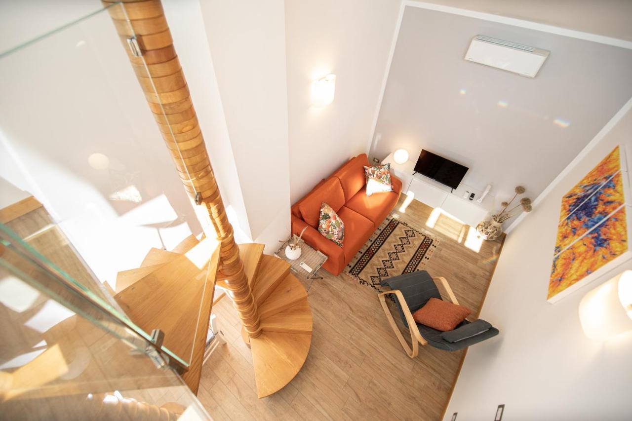Rooftop Delight With Terrace Lucques Extérieur photo
