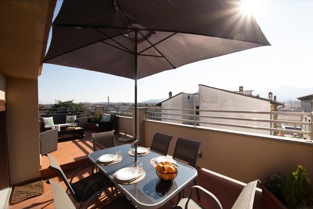 Rooftop Delight With Terrace Lucques Extérieur photo